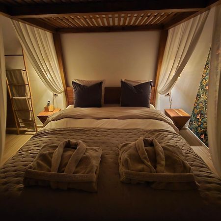 Le Cocoon - Jacuzzi, Sauna Et Piscine Privee Carpentras Exteriör bild